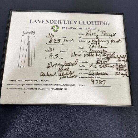 Arc’teryx Women's 8 Cargo Hiking Pants Light Tan  EUC Adjustable Length - Picture 15 of 15